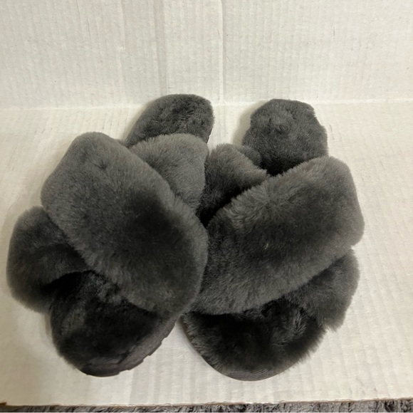 1. EMU Australia Mayberry  Sheepskin Slippers - Picture 8 of 16